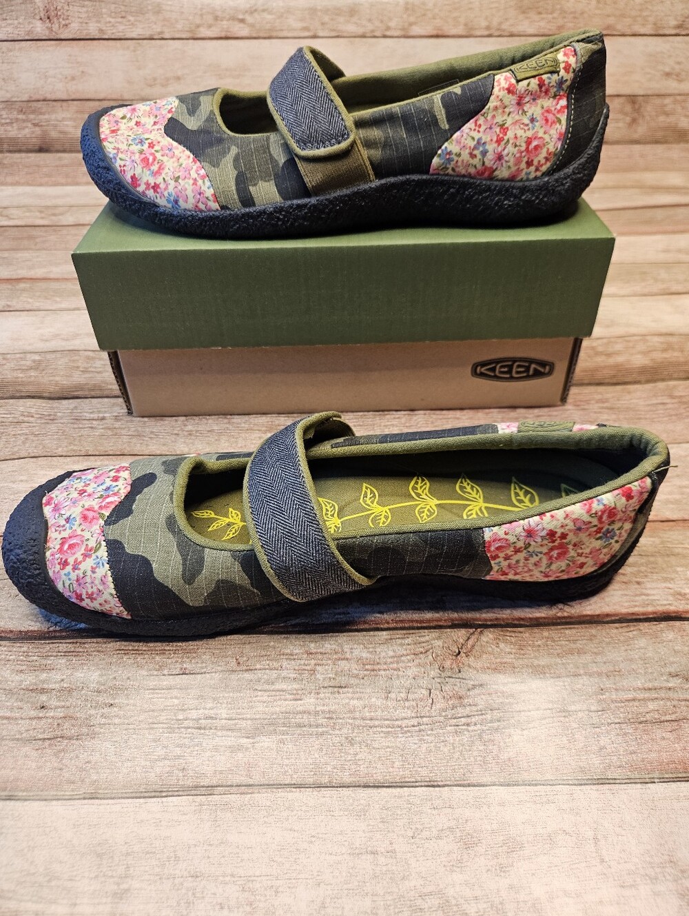 KEEN Harvest MJ Shoes - Picture 2 of 9